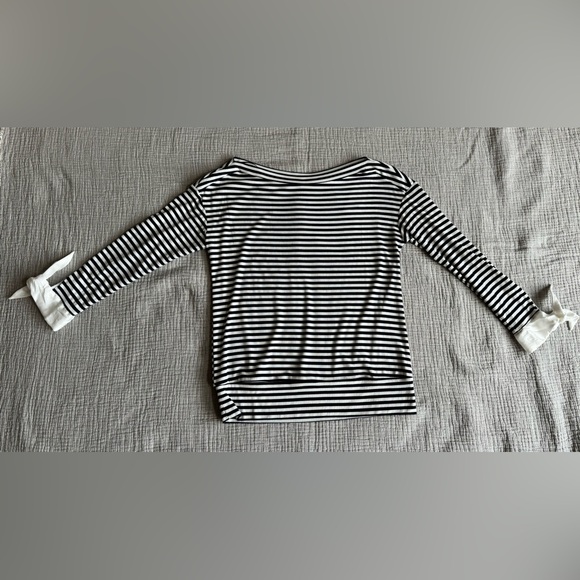 Stella & Dot Maette Black and White Striped Blouse w/Satin Wrist Ties sz M - Picture 4 of 6